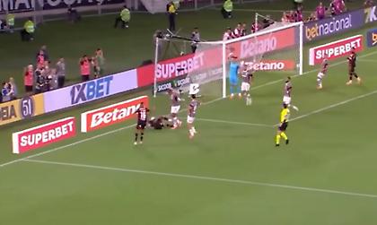 Η φάση που έχει ξεσηκώσει αντιδράσεις και σχόλια στη Βραζιλία: Είναι ή δεν είναι πέναλτι;