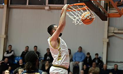 Elite League: Νίκες για Πανερυθραϊκό και Μαχητές