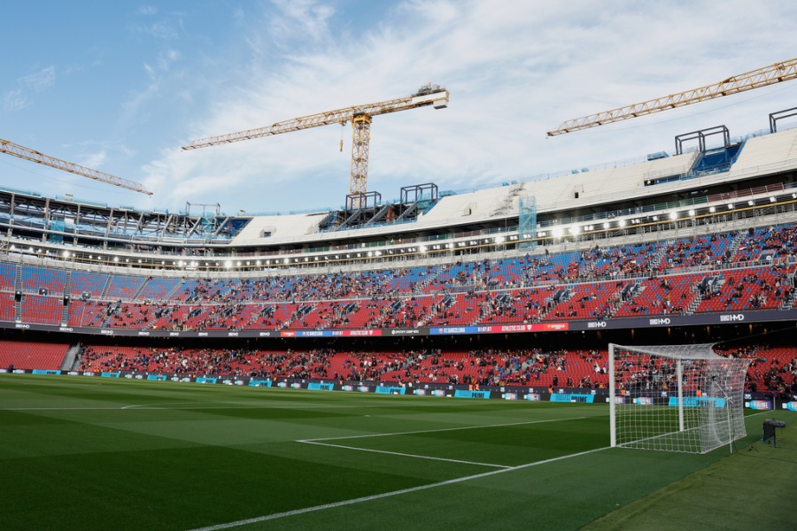 Μπαρτσελόνα: Η επιστροφή των οπαδών στο υπό ανακαίνιση καμπ Νου