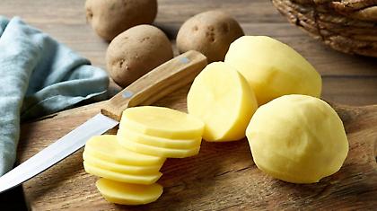 Είναι δυνατόν μια φέτα πατάτας στην κάλτσα να θεραπεύσει το κρυολόγημα;