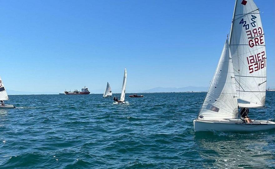 Οι Έλληνες ιστιοπλόοι πρωταγωνιστούν και στις διεθνείς κλάσεις της  «34ης Athens International Sailing Week»