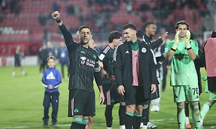 Κόσμος και παίκτες του Παναθηναϊκού πανηγύρισαν μαζί μετά την εκτός έδρας νίκη στις Σέρρες!