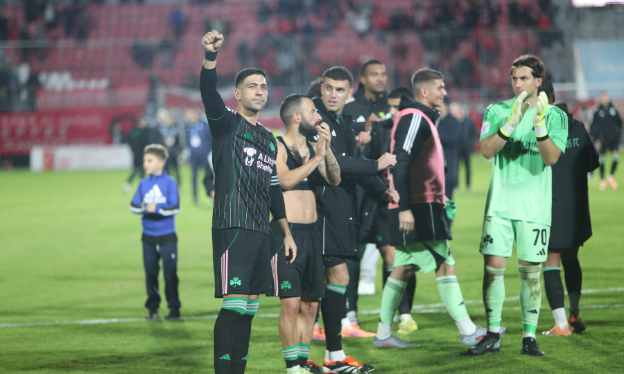 Παναθηναϊκός: Αποθέωση για τους παίκτες στις Σέρρες μετά τη νίκη εμ Πανσερραϊκό