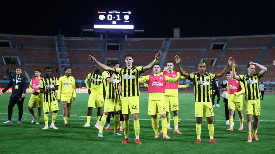 Τσακίρης: «Νίκη για να βρεθεί ξανά κοντά στην κορυφή και να πάρει ψυχολογία ενόψει Φιορεντίνα-Παναθηναϊκού η ΑΕΚ»