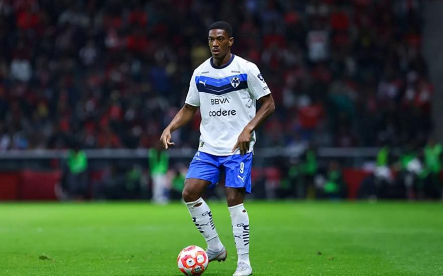 Κι όμως, ο Μαρσιάλ αποθεώθηκε σε προπόνηση της Μοντερέι