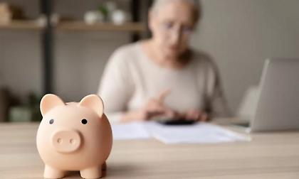 Σήμερα… πληρώνει το 250άρι - Πότε θα «φανεί» στους τραπεζικούς λογαριασμούς