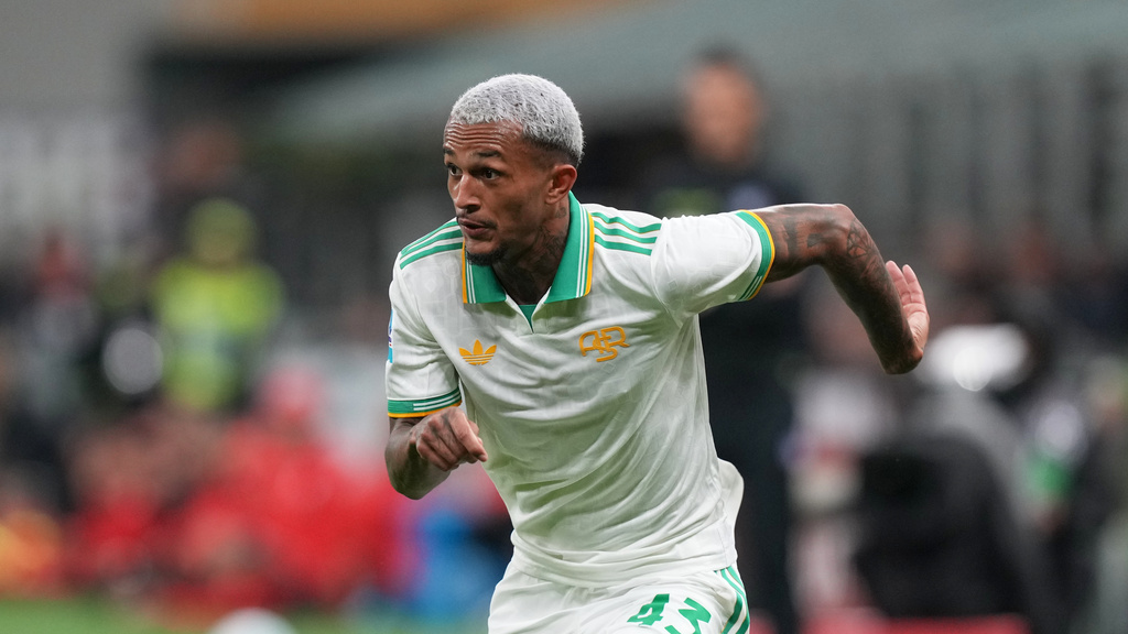 Ρόμα: Σε μία ομάδα χωρίς πρωταγωνιστές, ξεχωρίζει η… αλεπού στον πάγκο!