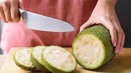 Τι είναι το jackfruit και γιατί αντικαθιστά το κρέας στις vegan συνταγές
