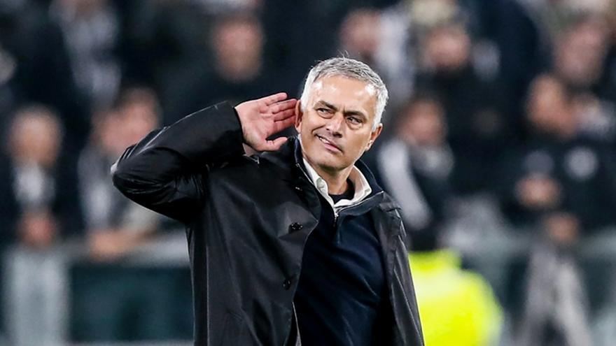 «Εσένα ο πατέρας σου ήταν πάντα καλός μαζί σου;»: Νέο ξέσπασμα Μουρίνιο κατά δημοσιογράφου - Εγκώμια για Παυλίδη