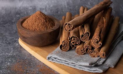 Κανέλα: Πώς βοηθά τον οργανισμό σου και γιατί πρέπει να προτιμάς την Κεϋλάνης