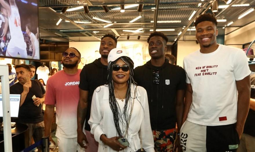 Φράνσις Αντετοκούνμπο: «Πριν πάει ο Γιάννης στο ΝΒΑ δεν είχα καμία ελπίδα επανένωσης»