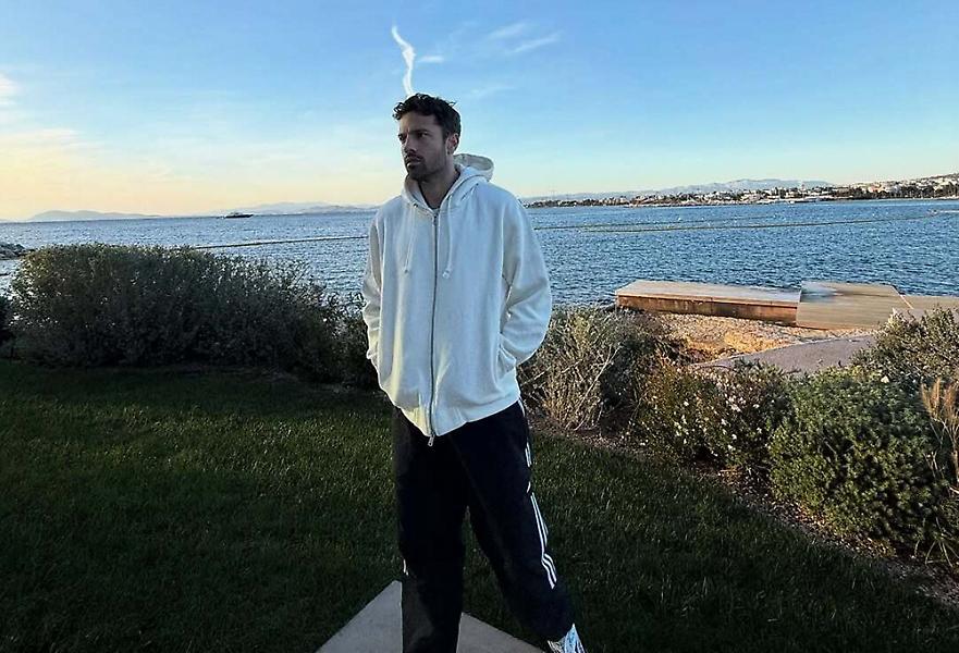 Κωνσταντίνος Αργυρός: Η απρόσμενη αποθέωση σε αγώνα NBA χωρίς να πει ούτε μια νότα