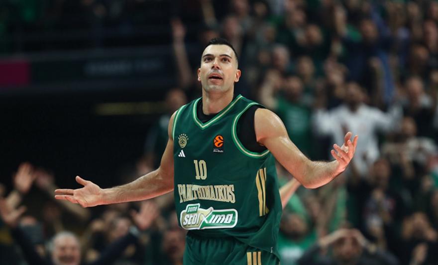 Ο μαέστρος Σλούκας, ο εκτελεστής Ναν, η καλοκουρδισμένη μηχανή και ο έκτος παίκτης της ομάδας!