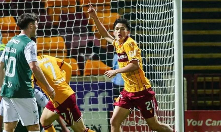 «Καθάρισε» τη Χιμπέρνιαν και πάει για τριάδα η Μάδεργουελ