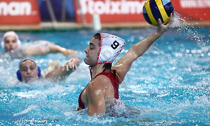 Άνετη πρόκριση για Ολυμπιακό, Αλιμο