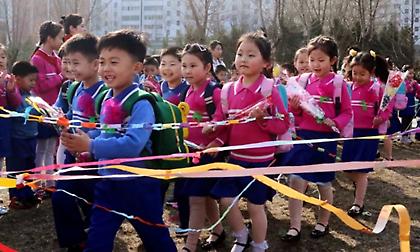 Η Βόρεια Κορέα καθιστά τα Ρωσικά υποχρεωτικό μάθημα στα σχολεία