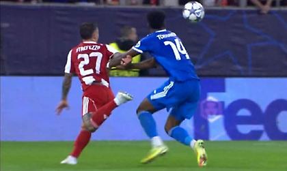 Το πέναλτι που ζήτησε ο Ολυμπιακός απέναντι στη Ρεάλ