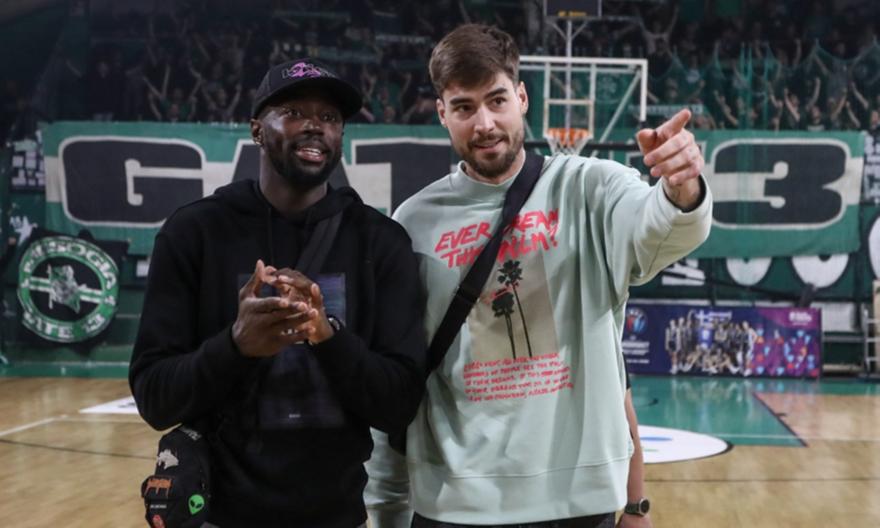 Πόσες ώρες έχει περάσει ο Χουάντσο με τα παιδιά του Γκραντ; (video)