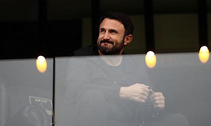 «Α@@@ γ@@@@@υ Θοδωρή»: Λαϊκά δικαστήρια στο «Κλ. Βικελίδης» παρά τη νίκη του Άρη, στο… στόχαστρο παίκτες και Καρυπίδης!