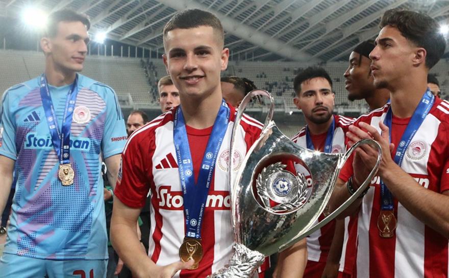 Ολυμπιακός: Ο Μουζακίτης βραβεύεται με το Golden Boy Web 2025