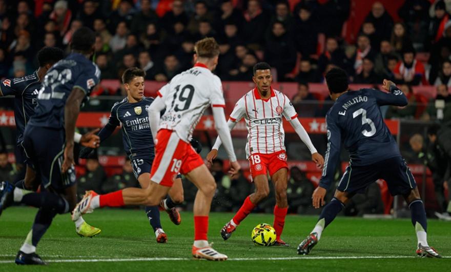 «Τι καλό που είναι αυτό το 8άρι από το Μαρόκο…»: Αποθέωση για Ουναΐ για το γκολ κόντρα στη Ρεάλ!