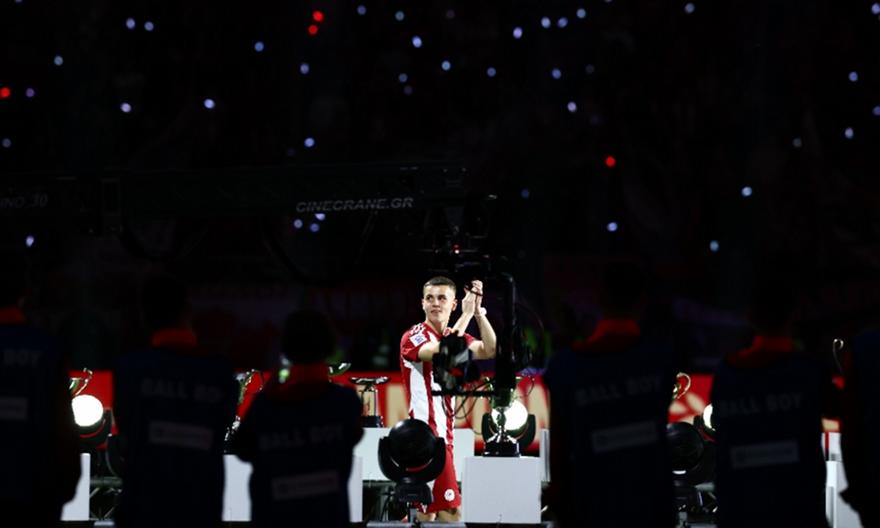 Live Streaming η βράβευση του Χρήστου Μουζακίτη με τον τίτλο του European Golden Boy Web 2025