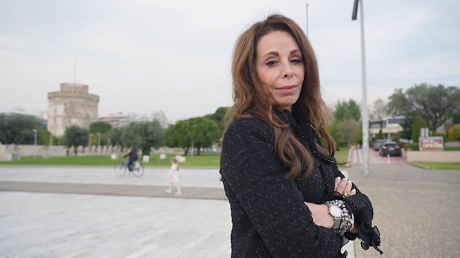 Βούλα Πατουλίδου: Η γυναίκα που σε μια μέρα μπήκε στα σπίτια όλων των Ελλήνων | «Όπου Υπάρχει Ελλάδα»