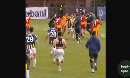 Έπεσε… ξύλο μετά το τέλος του ντέρμπι των ομάδων νέων Φενέρμπαχτσε - Γαλατάσαραϊ