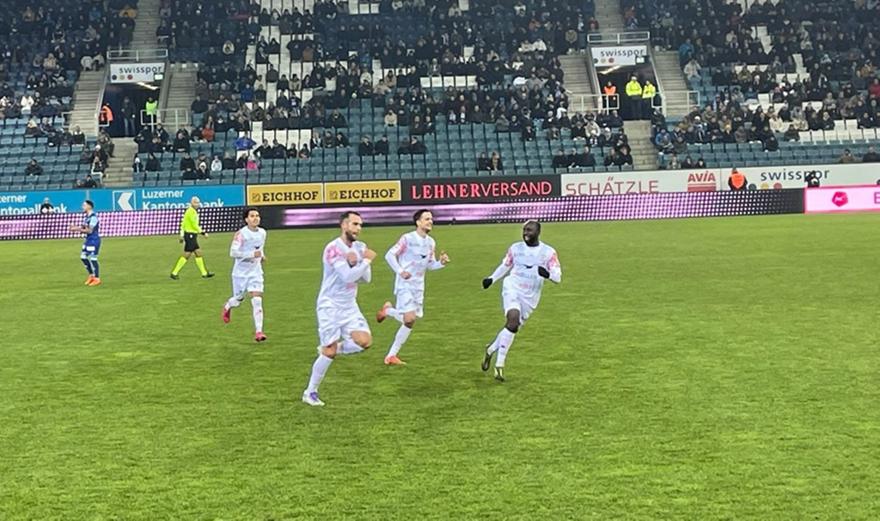 Η Βίντερτουρ πήρε ανάσα χάρη στο μαγικό φάουλ του Κασάμι και τις 6 επεμβάσεις του Καπίνο!