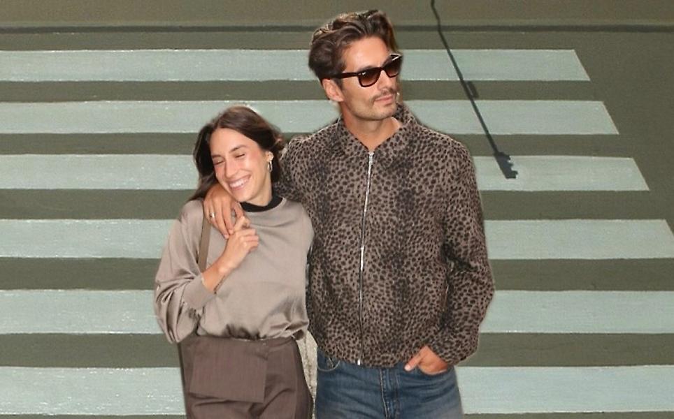 Γιώργος Καράβας: Μία που πόζαρε με το δερμάτινο, μία που το έφαγε ο σκύλος