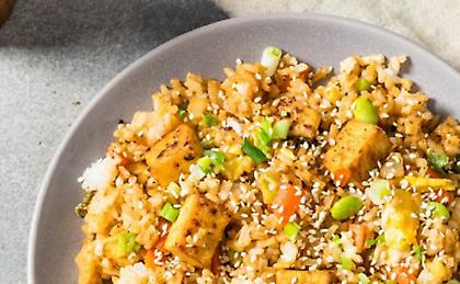 Τηγανητό ρύζι με tofu και αυγό
