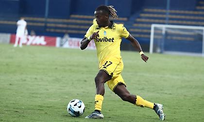 Άρης: Χειρουργήθηκε στο γόνατο και μένει εκτός για σχεδόν δύο μήνες ο Μεντίλ