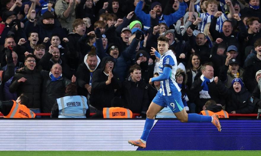 Πρώτη φορά βασικός στην Premier League με την Μπράιτον ο Τζίμας, στον πάγκο ο Κωστούλας