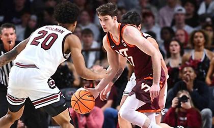 NCAA: Επιστροφή στις νίκες για Αβδάλα που φλέρταρε με τριπλ-νταμπλ, αήττητος ο Μαντζούκας