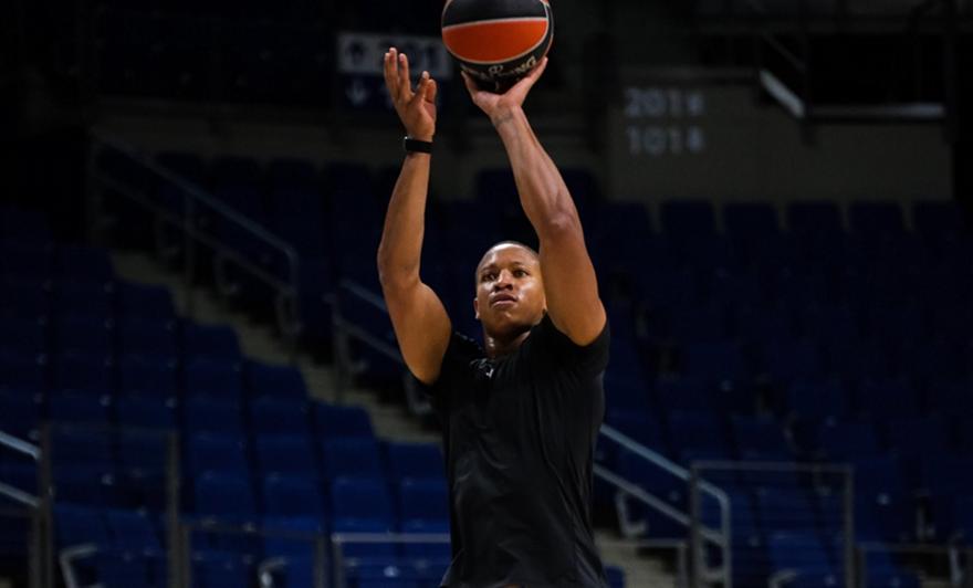 Ντέβον Χολ για Ολυμπιακό: «Αντιμετωπίζουμε μια πολύ καλή ομάδα»