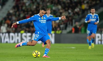 Σοβαρός ο τραυματισμός του Άρνολντ, χάνει και τους πρώτους μήνες του 2026!