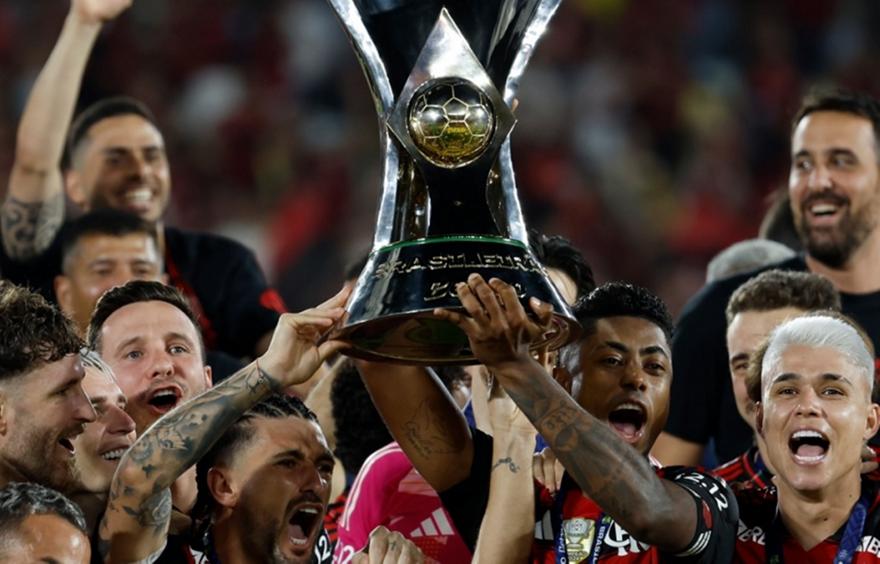 Τέσσερις ημέρες μετά το Λιμπερταδόρες, η Φλαμένγκο κατέκτησε και το πρωτάθλημα!