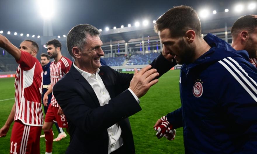 Σταματέλος: «Δεν μπορώ να σκεφτώ πώς να μην γυρίσει στον Ολυμπιακό ο Φορτούνης»