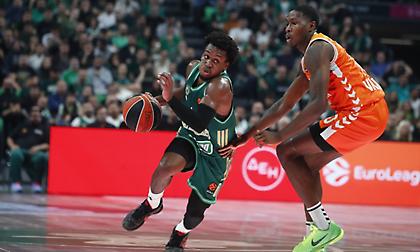 Το εξαιρετικό πρώτο ημίχρονο του Τι Τζέι Σορτς κόντρα στη Βαλένθια