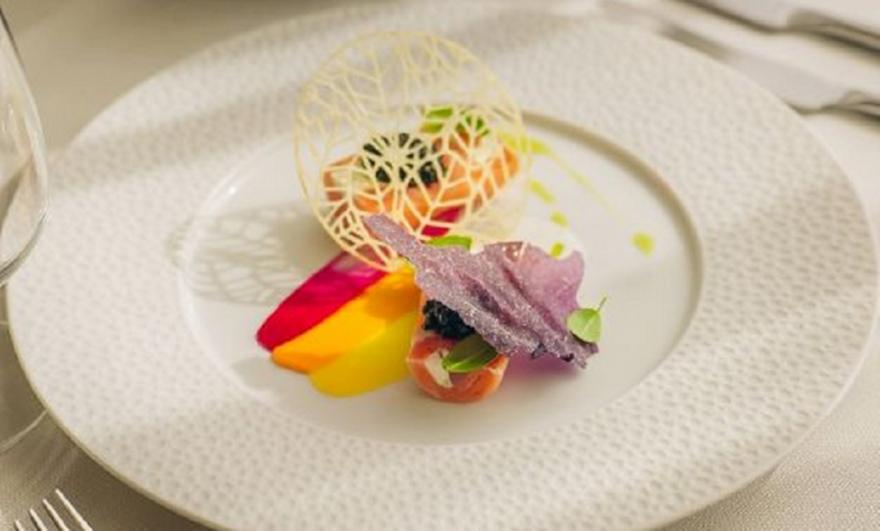 Η σιωπηλή πολυτέλεια της γεύσης