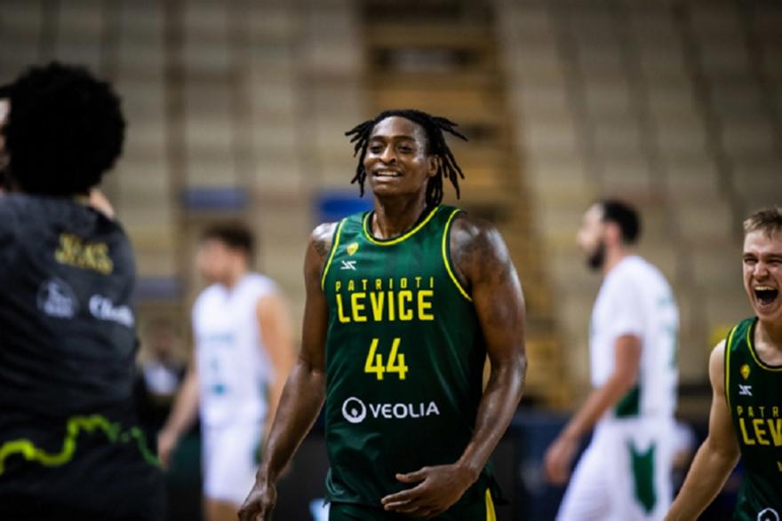 Μύκονος Betsson: Ο Γκαμπλ στη θέση του Έβανς