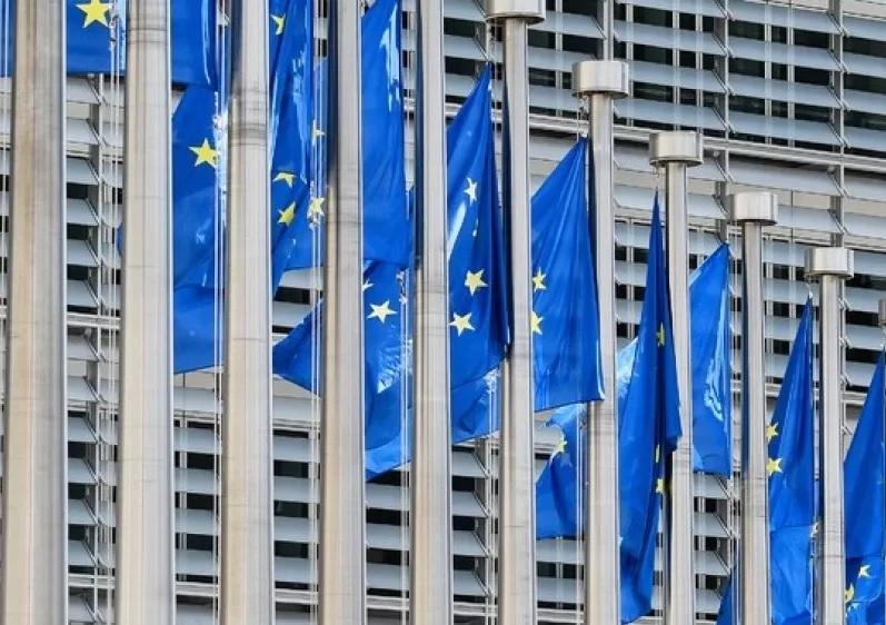 Κομισιόν: Πρόστιμο 120 εκατ. ευρώ στο X για το «μπλε σήμα» και παραπλανητικές διαφημίσεις