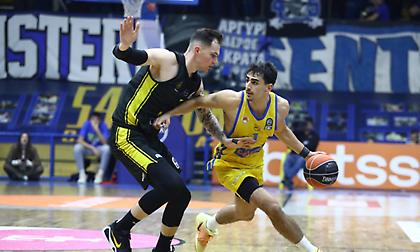 Άντεξε στην αντεπίθεση του Αμαρουσίου και πανηγύρισε την 5η νίκη του το Περιστέρι