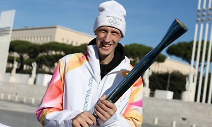 Έφτασε η Ολυμπιακή φλόγα στη Ρώμη: Από τους πρώτους λαμπαδηδρόμους ο Πολονάρα!