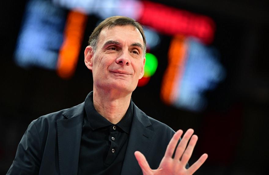 Μπαρτζώκας: «Νομίζουμε ότι θα κερδίσουμε με τις φανέλες-Εμείς θέλαμε να παίξουμε το ματς με τη Φενέρμπαχτσε»