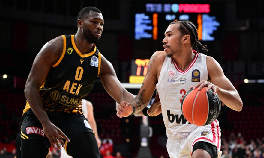 Το σημαντικότερο παιχνίδι της αγωνιστικής στην Stoiximan GBL: Ολυμπιακός-ΑΕΚ (2η περίοδος)