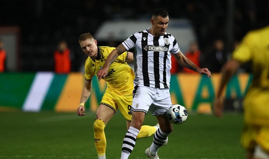 Απάντησε στον Ροζ ο Λόβρεν: «Ποιος είπε ότι θα σήκωναν τη σημαία στο γήπεδό μας; Ποτέ!»