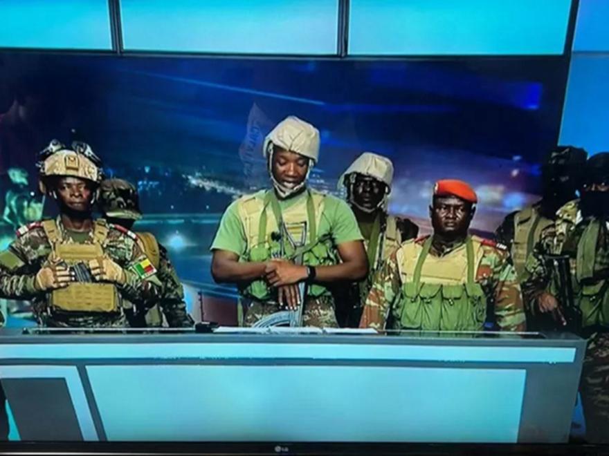 Μπενίν: Ο υπουργός των Εσωτερικών ανακοίνωσε ότι οι ένοπλες δυνάμεις απέτρεψαν την απόπειρα πραξικοπήματος