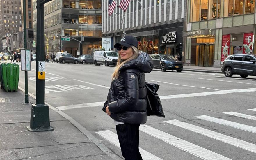 Ελένη Πετρουλάκη: Προσπαθούσε να ζεσταθεί σε σταθμό του μετρό και οι απέναντι νόμιζαν οτι κάνει workout και τη μιμήθηκαν