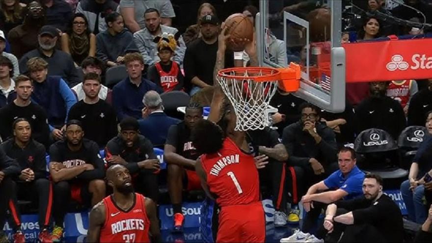 NBA Top 10: Απίθανες τάπες από Τόμπσον και Άιβι